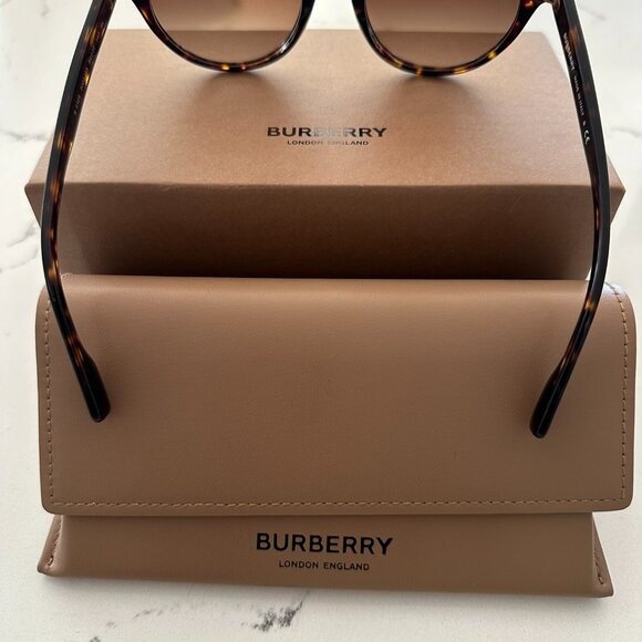 Authentic Womens Burberry Sunglasses Brown B4326 - Picture 2 of 8